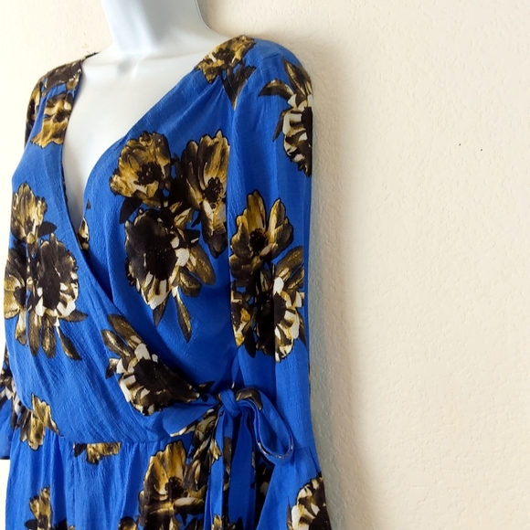 Free People All the right ruffles blue floral romper - Picture 4 of 10